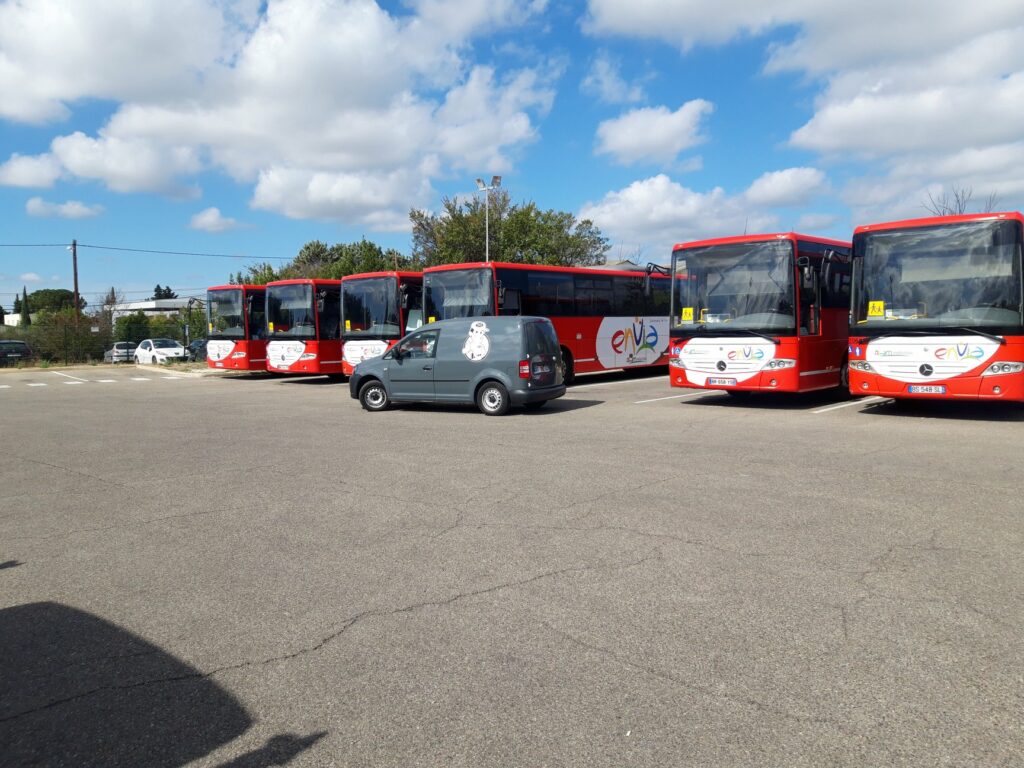 Intevention sur les bus de la compagnie TRANSDEV à Arles